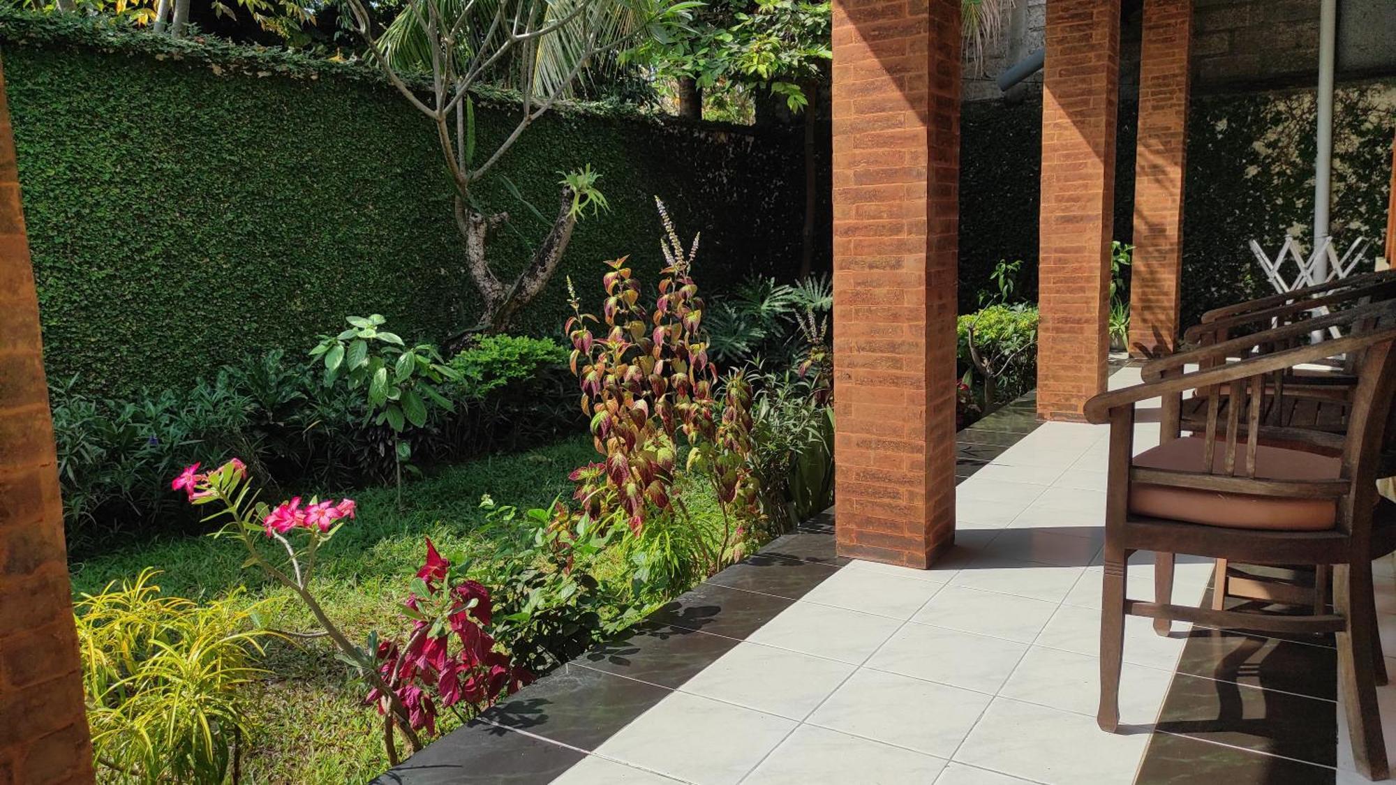 Keyani Bungalows Lovina Exterior foto